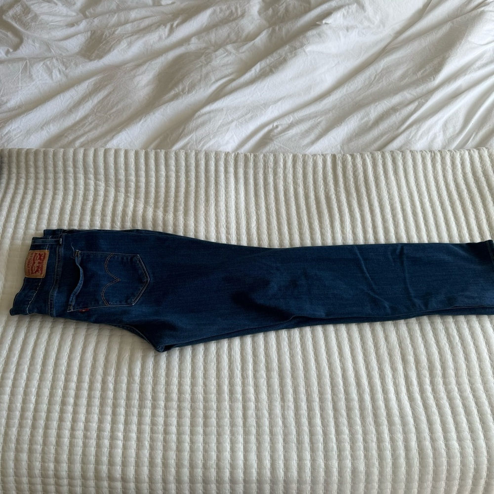 Levi’s 724 High Rise Straight - Picture 3 of 9